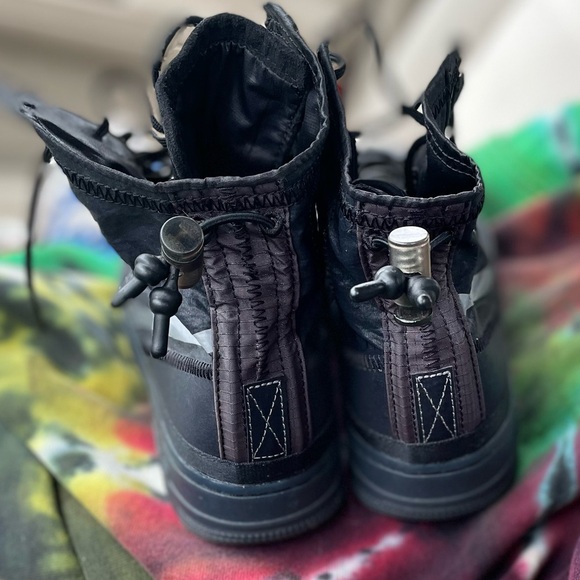 WOMENS NIKE AIR FORCE 1 SHELL BQ6096-001 size 8 - Picture 9 of 9